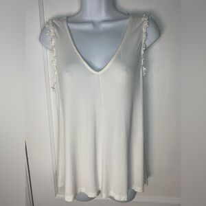 POL White V-neck Sleeveless Top with Floral Lace Details Size Medium